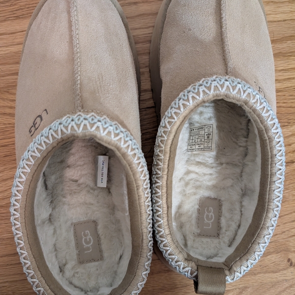 UGG Tazz II Platform Slipper | Sand | Suede + Shearling Lined | Women’s 9 - Picture 10 of 15